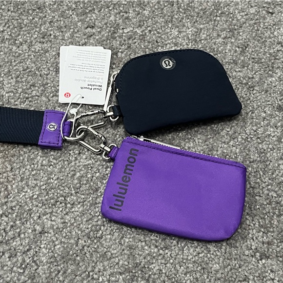 NWT Lululemon Dual Pouch Wristlet - Picture 3 of 3